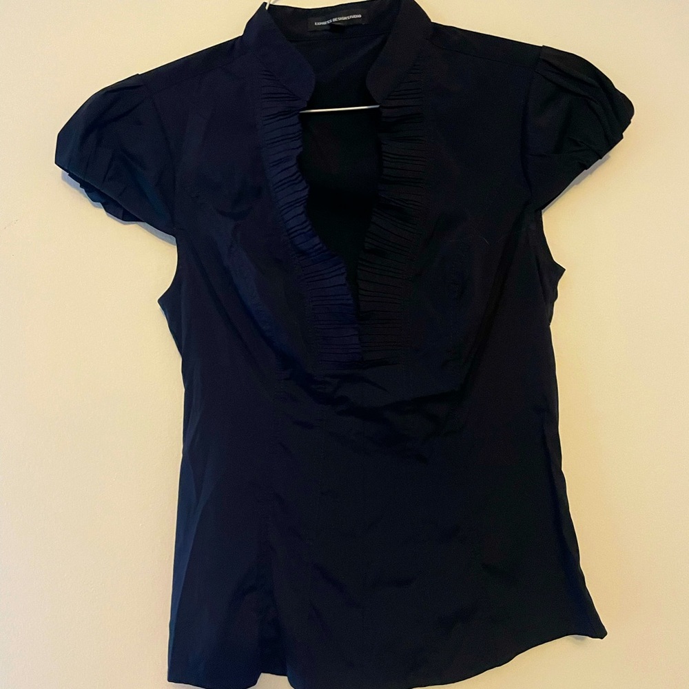 Express Flirty Fitted Short Sleeve Top - Small